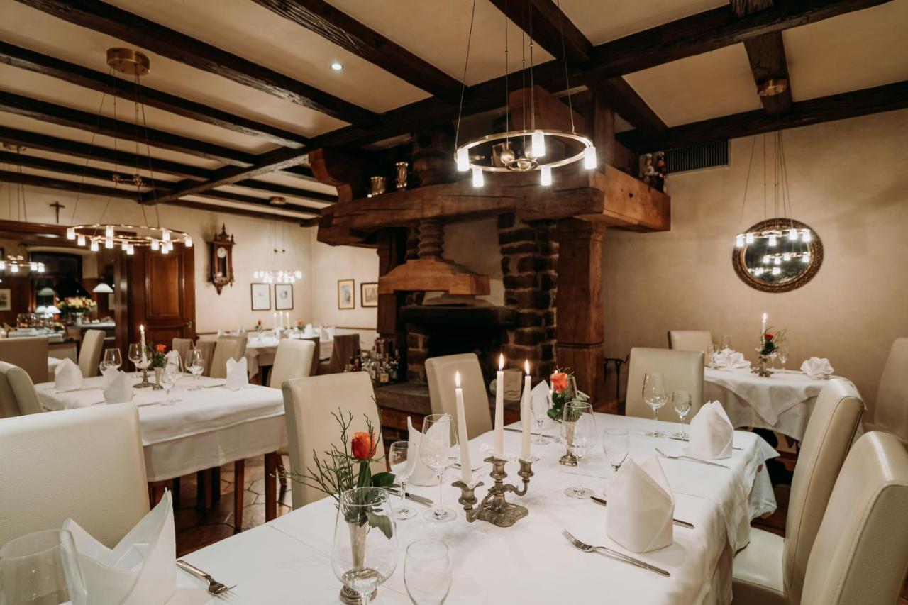Fraenkischer Gasthof-Hotel Zum Koppen Gemunden am Main Luaran gambar